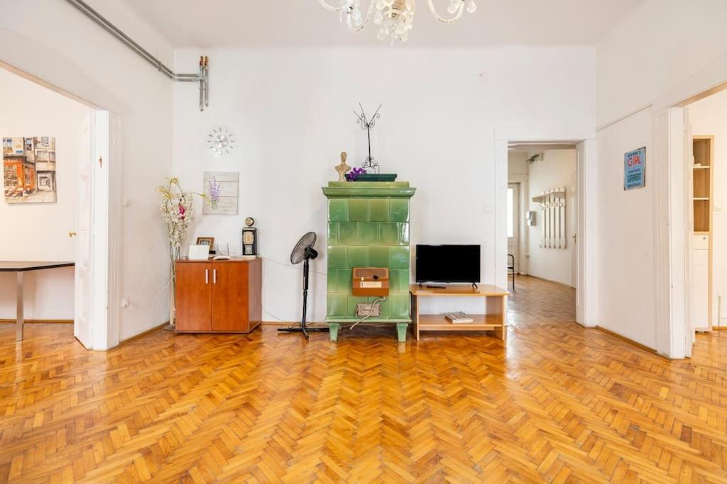 The Gem Apartment Boedapest Buitenkant foto