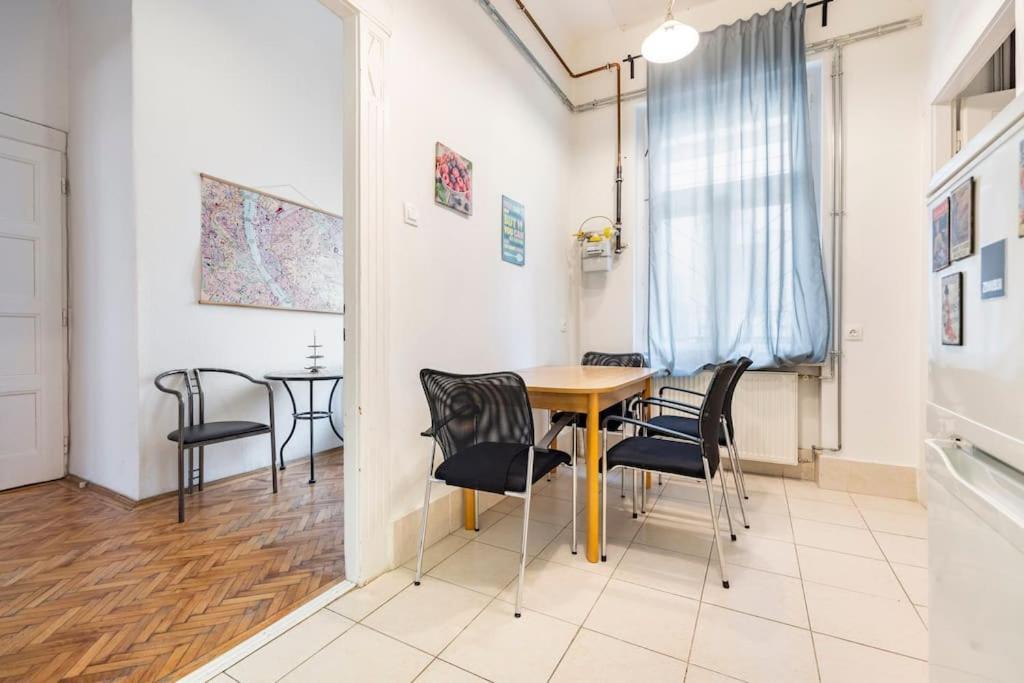 The Gem Apartment Boedapest Buitenkant foto